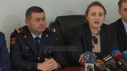 Top News - Krerët e policisë / Takohen me kryeprokuroren e Tiranës