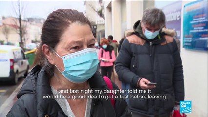 Demand for testing soars ahead of Christmas holidays