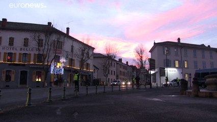 Trois gendarmes tués par un homme armé ce matin dans le Puy-de-Dôme