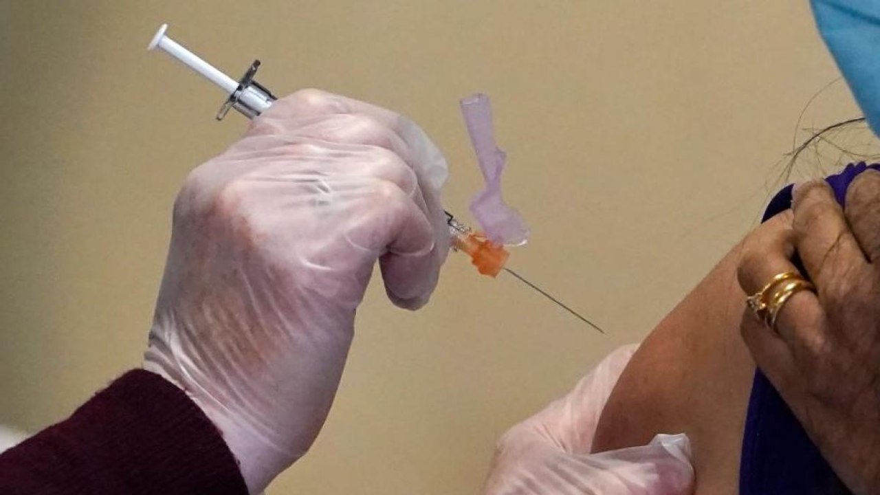 Delhi airport prepares for Covid-19 vaccine storage