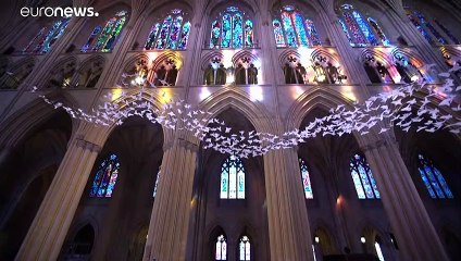 Kunst in der Kirche - MIchael Pendry zeigt spektakuläre Installation in Washington