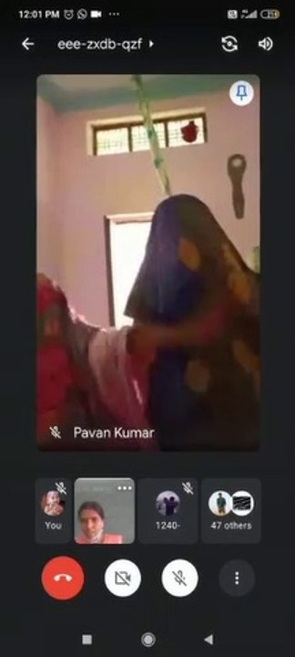 Stundents dancing while online class running