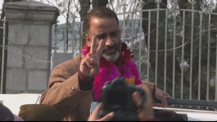 Anti-Modi Kashmiri alliance wins majority of seats in local polls