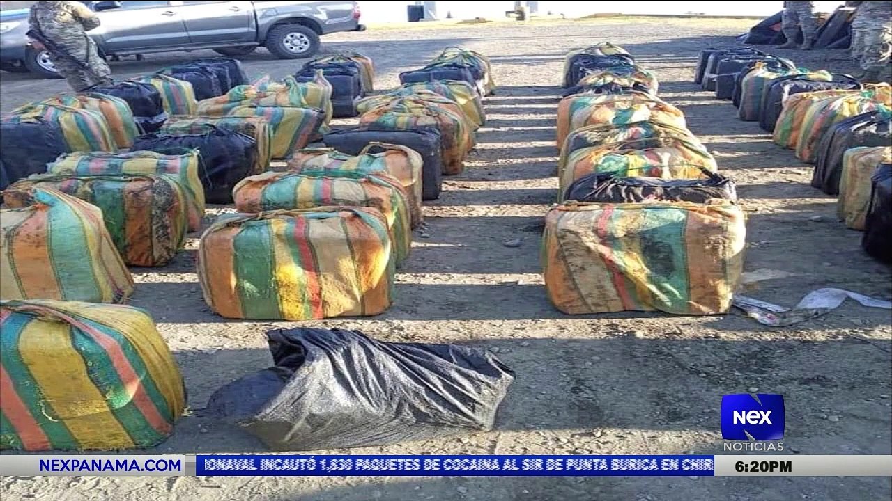 Aeronaval detuvo un semi sumergible artesanal con cargamento ilícito - Nex Noticias