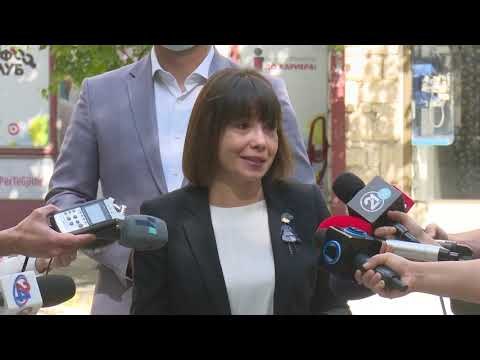 Царовска најавува санкции за директорите на училиштата кои не ги почитуваат одлуките на Владата