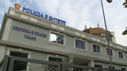 Top News - Në pranga 30 vjeçari/ Tirane,u  kap me armë e drogë