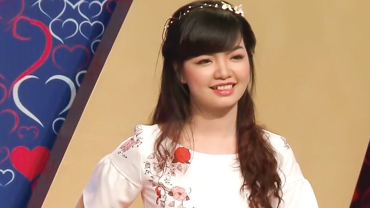 Cô nàng XINH ĐẸP làm chàng trai THÍCH MÊ BẤM NÚT LIA LỊA và đoạn kết khiến Quyền Linh SUÝT HẾT HỒN