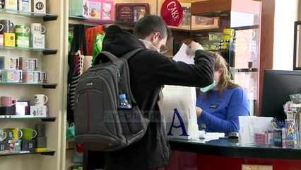 Pa simptoma, por virusin e përhap/ Infekton 48 orë para se të të shfaqet temperatura nga Covid-19