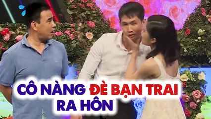Cặp đôi LÀM SÂN KHẤU PHẤN KHÍCH khi bạn gái ĐÈ HÔN chàng trai nhút nhát NGAY LẦN ĐẦU hẹn hò