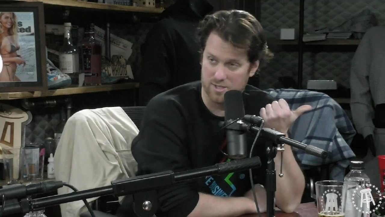 KFC Radio: Peeing All Over Your Boyfriend, Saving the Local Bars, and the End of 2020