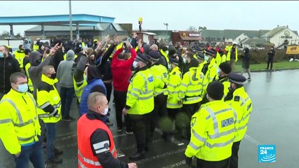 UK truckers trying to reach France furious at Covid-19 testing chaos