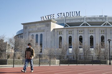 Yankees to Give $50,000 in COVID-19 Relief to Local Businesses