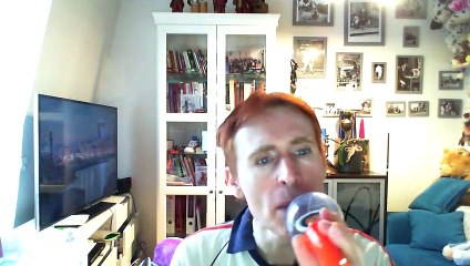 Wiwi égratigne "no one survives"