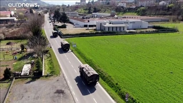 Cientos de familiares de fallecidos por coronavirus en Lombardía denuncian al Gobierno italiano