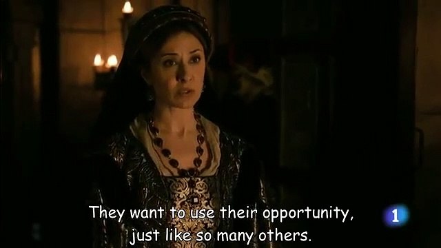 King Charles confesses his fear of marriage because of his parents (Carlos, rey emperador)