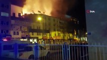 Bingöl’de 4 katlı  binanın çatısı alev alev  yandı