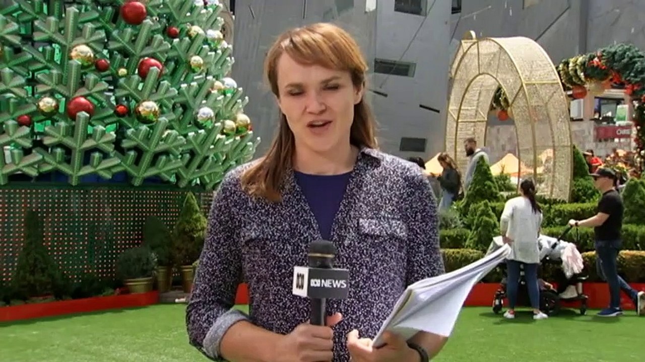 Surge in consumers spending big on last minute gifts