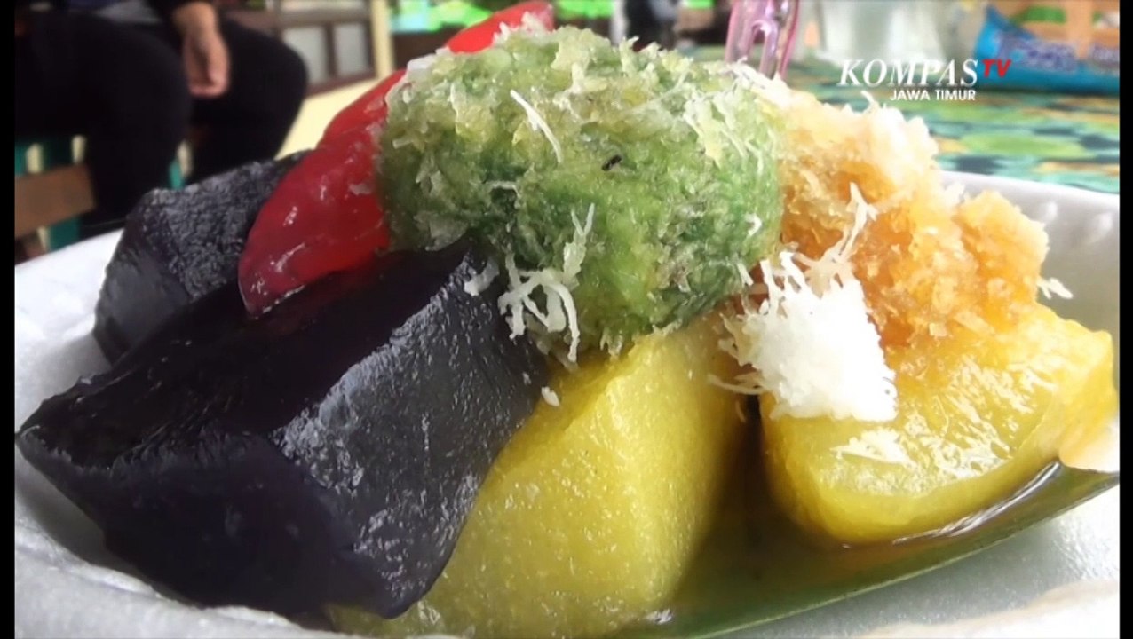 Manisnya Kicak dan Cenil Kuliner Khas Blitar