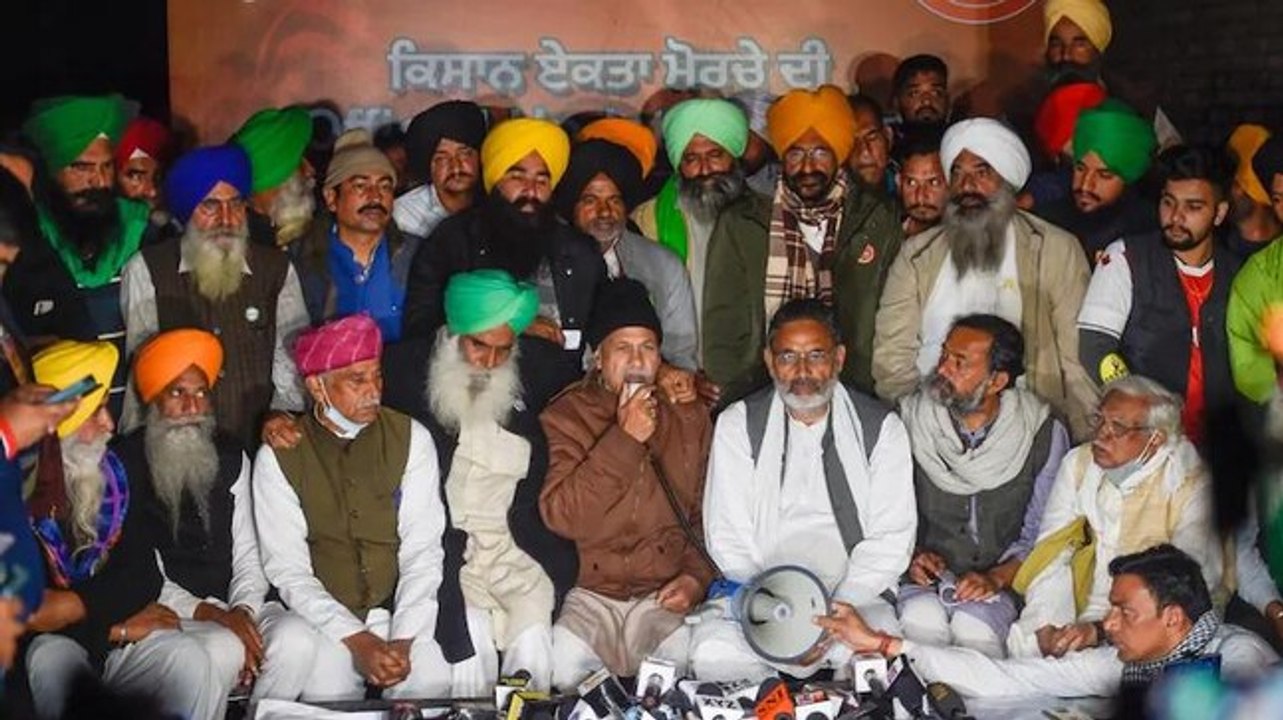 Stop repeating meaningless amendments, give concrete proposal: Farmers flay govt, say ready for talks