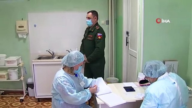- Rusya ordusunda Sputnik V aşısının ikinci dozu uygulanmaya başlandı