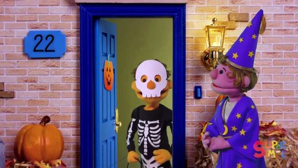 This Is The Way We Trick Or Treat _ featuring The Super Simple Puppets-Vocals