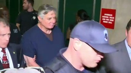 Graziati gli ex consiglieri di Trump Paul Manafort e Roger Stone