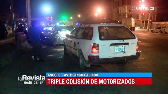 Triple colisión en la avenida Blanco Galindo, se registraron serios daños materiales