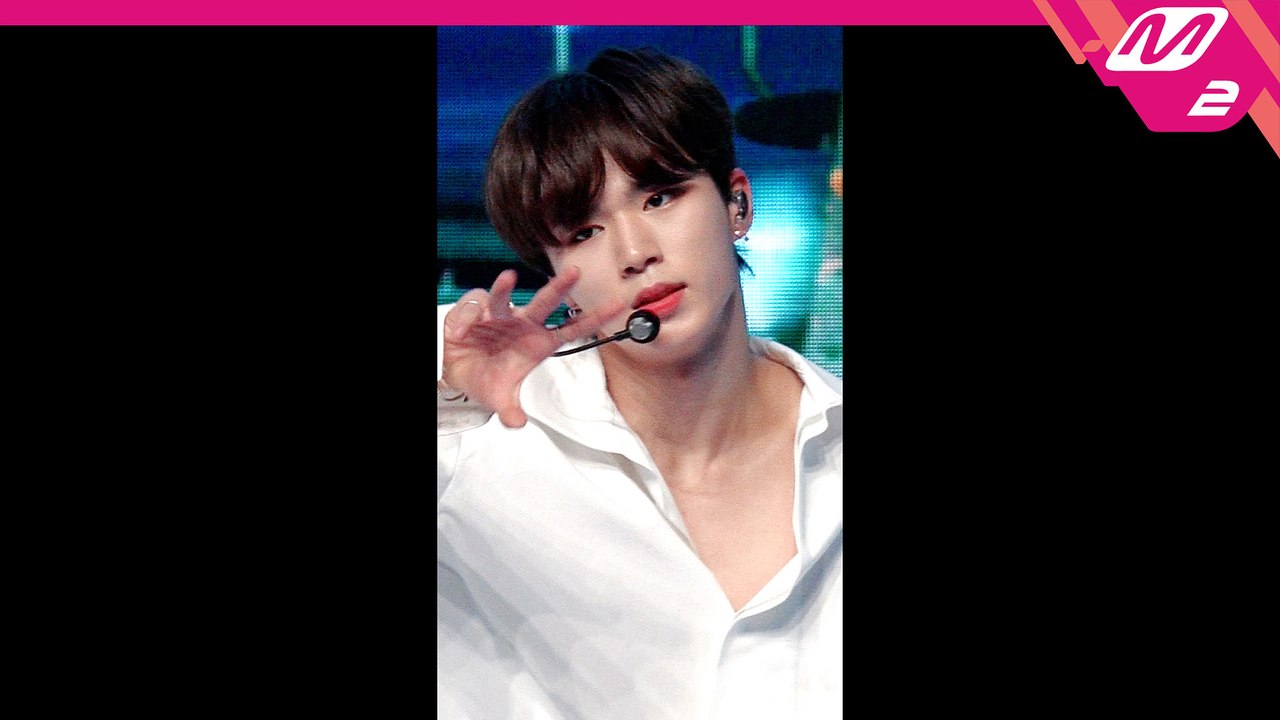 위아이 김준서 직캠 봄날_201224