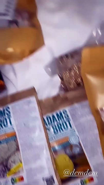 Ayem Nour raconte sa mésaventure au Maroc pour apporter des produits à Demdem.