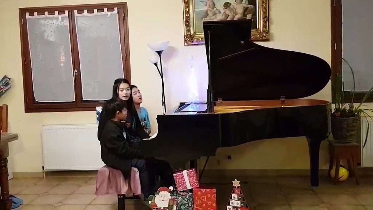 Let it snow, par Marc, Thérèse et Paul DANG