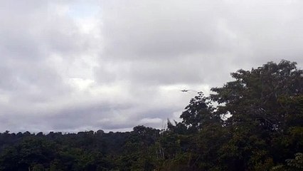 Boeing 777-300ER PT-MUH na aproximação final antes de pousar em Manaus vindo de Guarulhos