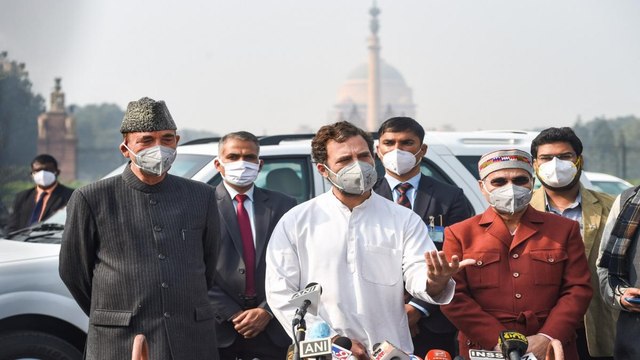 Rahul Gandhi targets the govt under the pretext of farmers