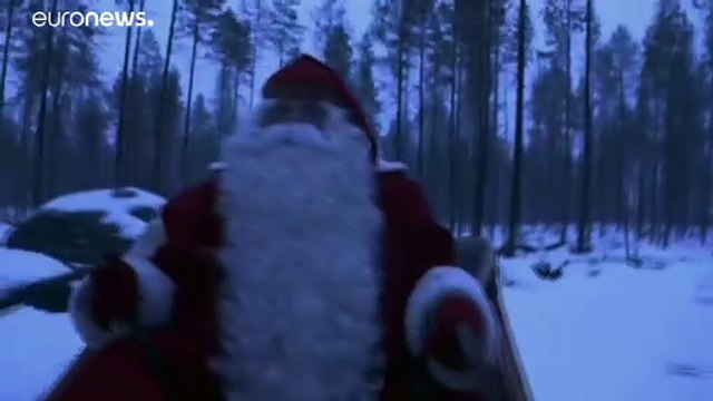 Papá Noel desea a todos una feliz Navidad pero sin olvidar las restricciones por la pandemia