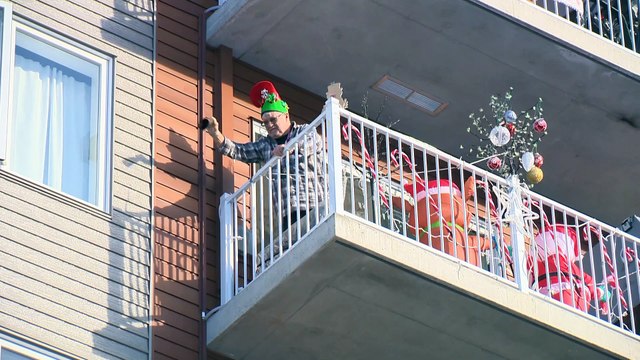 CH 23 Dec SU Parade de noel residence des batisseurs