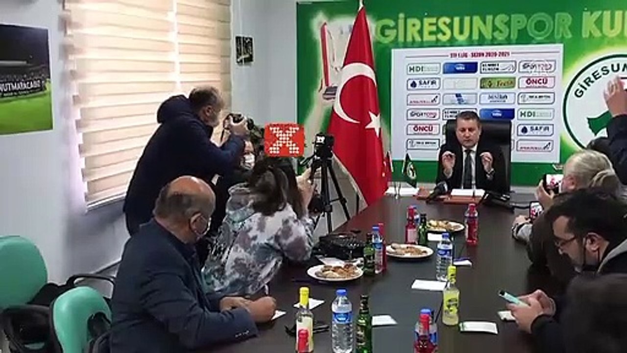Giresunspor Başkanı Karaahmet: "Sadece Giresunspor değil, 2 milyon Giresunlu şampiyon oluyor."