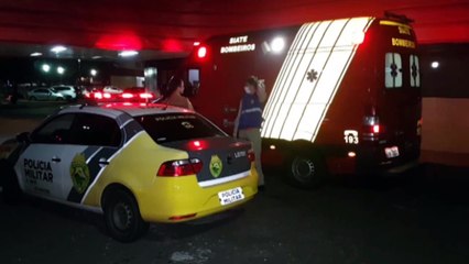 Mulher é agredida com caco de vidro e precisa do socorro do Siate na Rua Santo Onofre, no Bairro Santa Cruz