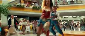 Wonder Woman 1984 Shopping Mall (Official Clip)