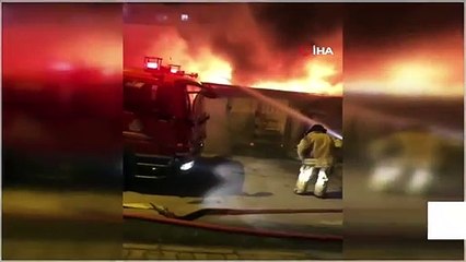 Sancaktepe'de iş yerinde korkutan yangın | Video