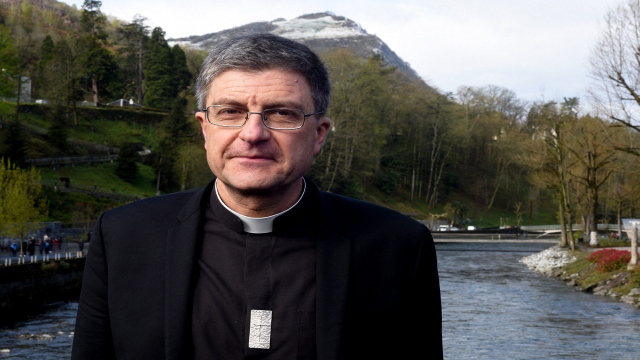 Monseigneur Éric de Moulins-Beaufort : "L'État a voulu légiférer sur la façon dont les offices se sont tenus. Or la loi de séparation fait que l'État ne s'occupe pas des offices. Il peut définir une jauge, mais qui s'applique à tout le monde."