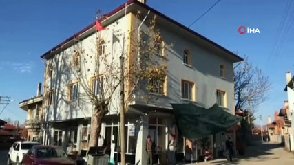 Komşunun akıl almaz tuzağını cami hoparlöründen yapılan anons bozdu