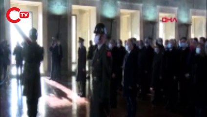 İsmet İnönü, 47'nci ölüm yılında mezarı başında anıldı