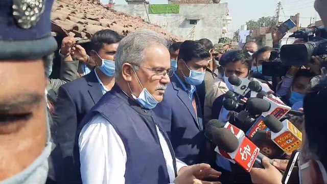 खुड़मुड़ा हत्याकांड: पीड़ित परिवार से मिले मुख्यमंत्री, बच्चों की पढ़ाई और एक लाख की एफडी कराएगी सरकार