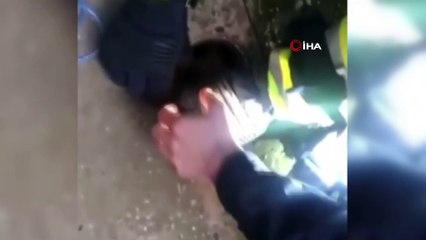 İtfaiyeden, boru içinde mahsur kalan kediyi kurtarma operasyonu