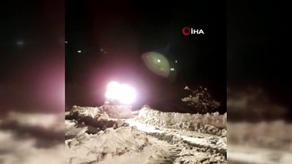 Beytüşşebap’ta kar hayatı felç etti