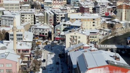 Bayburt Beyaz Gelinliğini Giydi