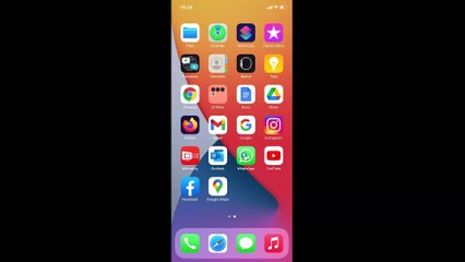 How to Set Custom Wallpaper for Individual Chats in WhatsApp on iPhone?