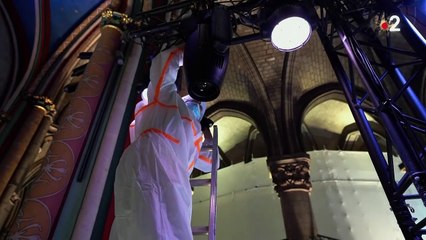 Weihnachtskonzert in Notre-Dame auf Baustelle ohne Publikum
