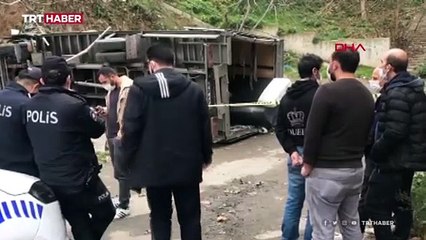 Freni boşalan nakliye kamyonu 10 metreden böyle düştü