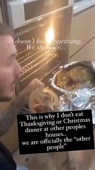 M. Pokora prépare une dinde farcie pour le réveillon de Noël le 24 décembre 2020. Sa femme Christina Milian n'est pas convaincue.