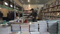 الكتاب الورقي أم الإلكتروني.. جدل بين القرّاء في العراق